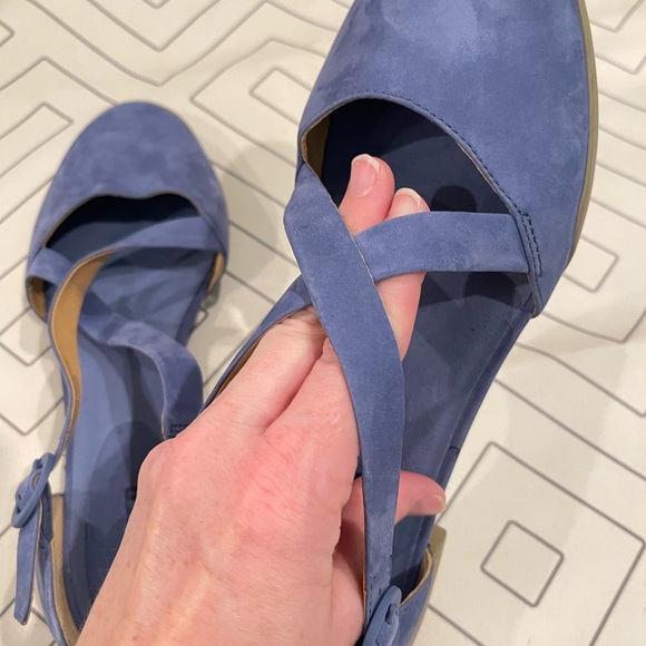 Camper Blue Round Toe Flats - Picture 10 of 13